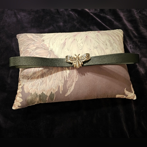 Express Bumblebee Buckle Belt size L - Picture 7 of 8